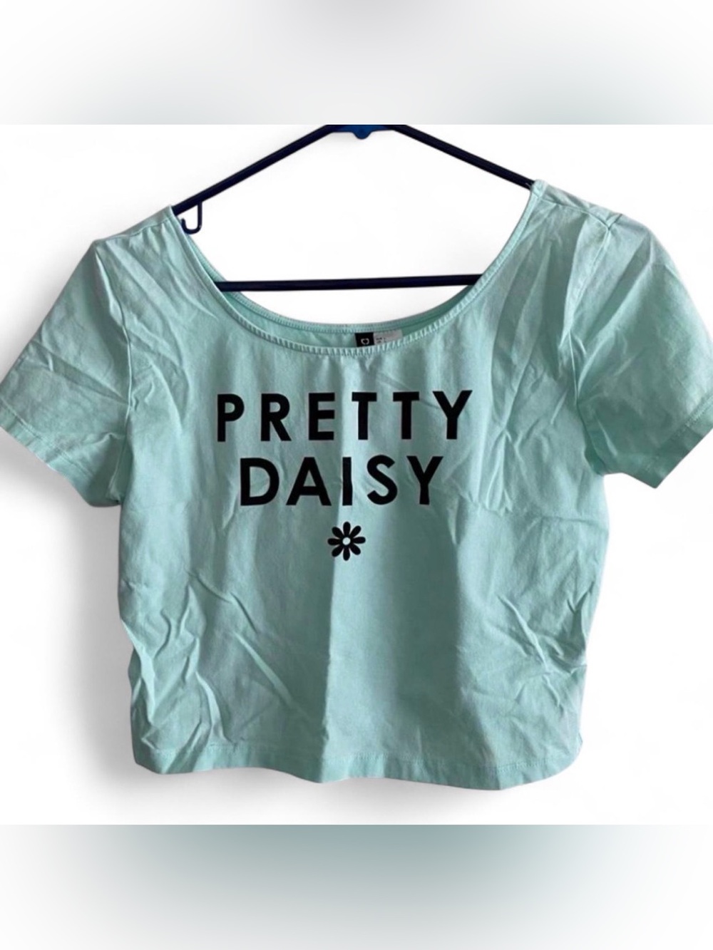 H&M pretty daisy crop top